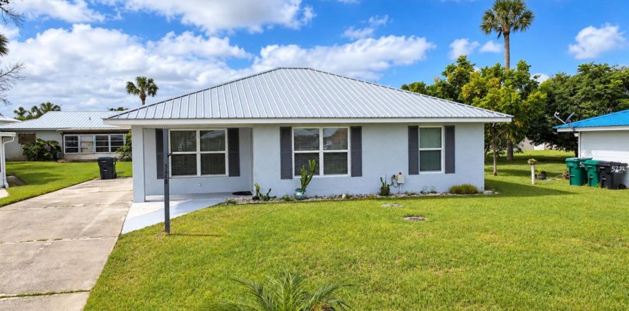Villa ou maison à Okeechobee, Floride 3 chambres, 110.93 m2 № 2387837