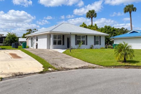 Villa ou maison à vendre à Okeechobee, Floride: 3 chambres, 110.93 m2 № 2387837 - photo 2