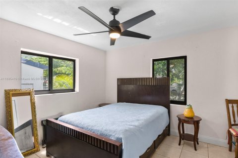 Купить виллу или дом в Норт-Майами, Флорида 2 спальни, 105.72м2, № 1947640 - фото 14