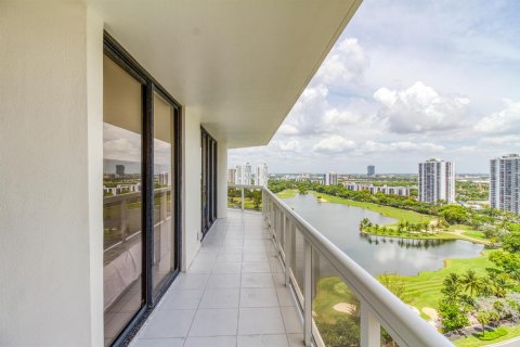 Купить кондоминиум в Майами, Флорида 1 комната, 124.49м2, № 2088164 - фото 28