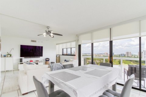 Купить кондоминиум в Майами, Флорида 1 комната, 124.49м2, № 2088164 - фото 11