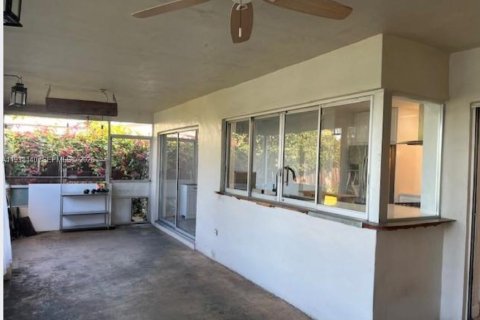 Casa en venta en Sunrise, Florida, 2 dormitorios, 111.48 m2 № 1996397 - foto 20