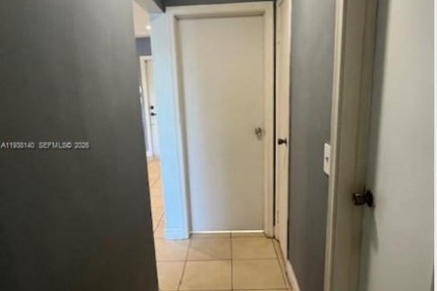 Casa en venta en Sunrise, Florida, 2 dormitorios, 111.48 m2 № 1996397 - foto 15