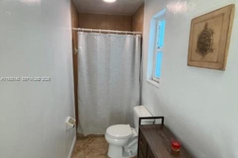 Casa en venta en Sunrise, Florida, 2 dormitorios, 111.48 m2 № 1996397 - foto 17