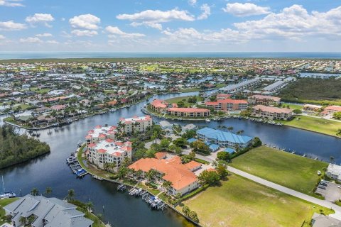 Copropriété à vendre à Punta Gorda, Floride: 3 chambres, 150.78 m2 № 2123607 - photo 5