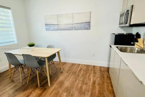 Купить коммерческую недвижимость в Майами, Флорида 170.94м2, № 1996881 - фото 20