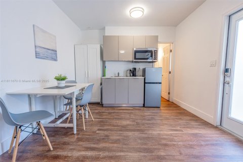 Купить коммерческую недвижимость в Майами, Флорида 170.94м2, № 1996881 - фото 30