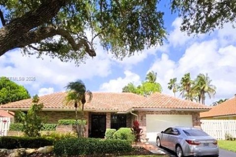 Villa ou maison à Davie, Floride 4 chambres, 200.11 m2 № 2387816