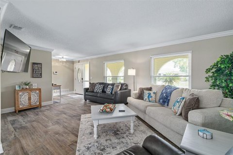 House in Palm Coast, Florida 2 bedrooms, 152.17 sq.m. № 1766117 - photo 2