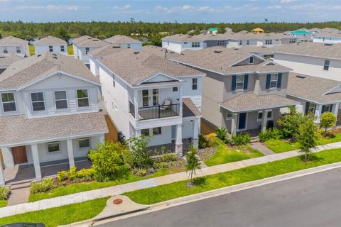 Casa en venta en Winter Garden, Florida, 5 dormitorios, 269.04 m2 № 2214486 - foto 2