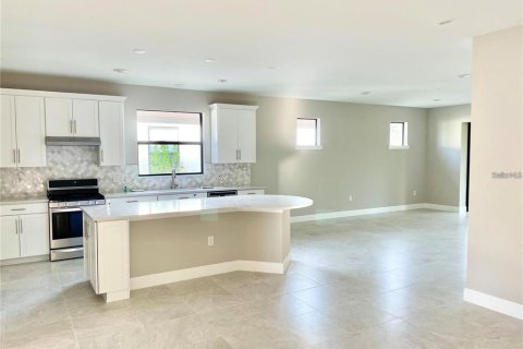 Casa en alquiler en Sarasota, Florida, 3 dormitorios, 195.37 m2 № 1791234 - foto 3