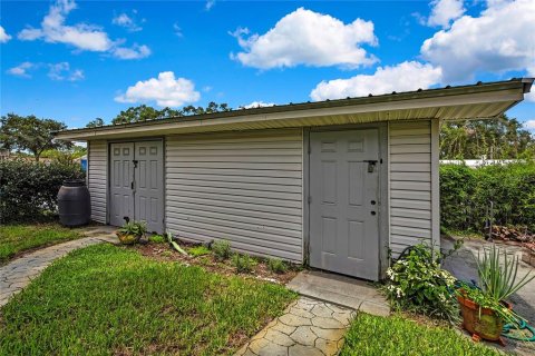House in Dade City, Florida 4 bedrooms, 199.55 sq.m. № 1823000 - photo 10
