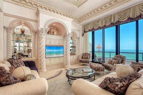 Copropriété à vendre à Longboat Key, Floride: 4 chambres, 456.34 m2 № 2419554 - photo 9