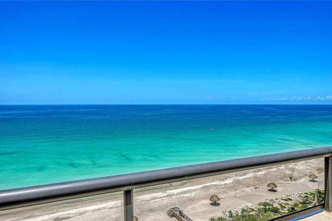 Copropriété à vendre à Longboat Key, Floride: 4 chambres, 456.34 m2 № 2419554 - photo 12