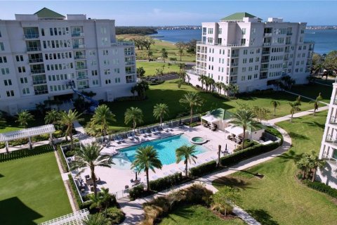 Condo in Belleair, Florida, 2 bedrooms  № 1552517 - photo 20