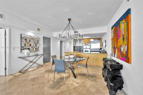 Copropriété à louer à Hallandale Beach, Floride: 3 chambres, 161 m2 № 2407168 - photo 13