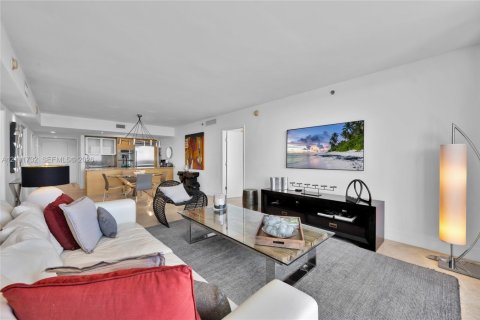 Copropriété à louer à Hallandale Beach, Floride: 3 chambres, 161 m2 № 2407168 - photo 9