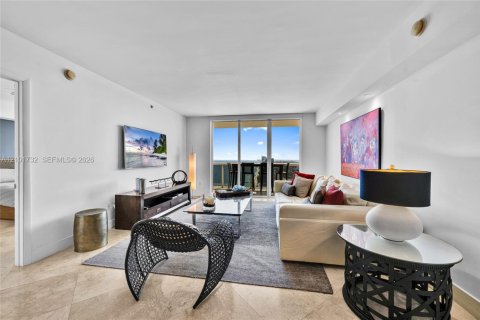 Copropriété à louer à Hallandale Beach, Floride: 3 chambres, 161 m2 № 2407168 - photo 12