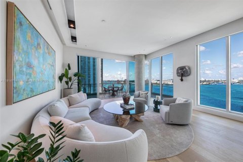 Copropriété à vendre à Miami, Floride: 2 chambres, 189.15 m2 № 1974342 - photo 19