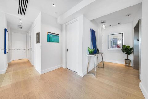 Copropriété à vendre à Miami, Floride: 2 chambres, 189.15 m2 № 1974342 - photo 23