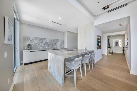 Copropriété à vendre à Miami, Floride: 2 chambres, 189.15 m2 № 1974342 - photo 9