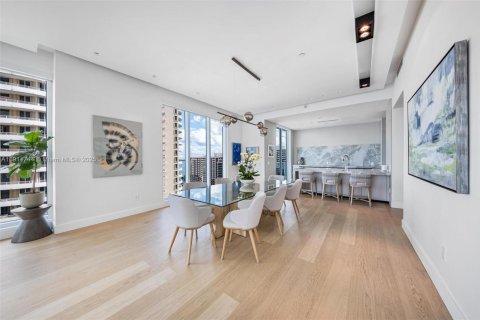 Copropriété à vendre à Miami, Floride: 2 chambres, 189.15 m2 № 1974342 - photo 21