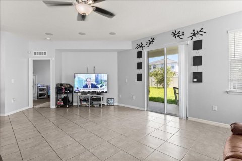 Villa ou maison à vendre à Sanford, Floride: 4 chambres, 242.2 m2 № 2143862 - photo 6