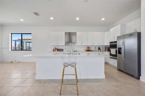 House in Ave Maria, Florida 2 bedrooms № 2076209 - photo 10