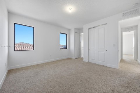 House in Ave Maria, Florida 2 bedrooms № 2076209 - photo 25