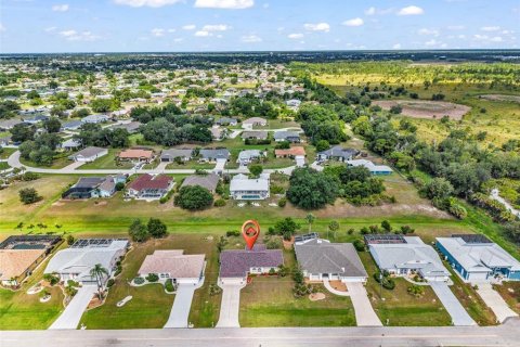 Villa ou maison à vendre à Punta Gorda, Floride: 3 chambres, 148.74 m2 № 2121353 - photo 3