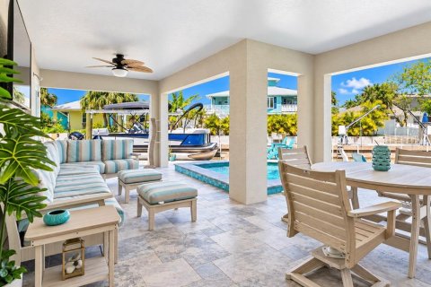 Villa ou maison à vendre à Flagler Beach, Floride: 4 chambres, 271.09 m2 № 2356380 - photo 2