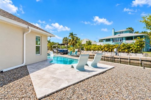 Villa ou maison à vendre à Flagler Beach, Floride: 4 chambres, 271.09 m2 № 2356380 - photo 5