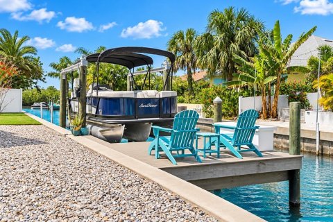 Villa ou maison à vendre à Flagler Beach, Floride: 4 chambres, 271.09 m2 № 2356380 - photo 8
