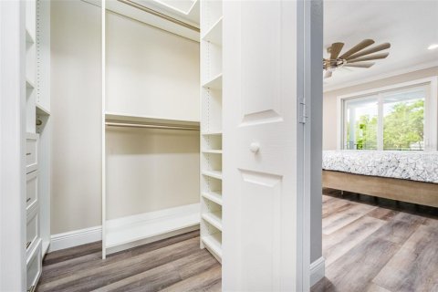 Villa ou maison à vendre à Tampa, Floride: 4 chambres, 311.41 m2 № 2111766 - photo 20