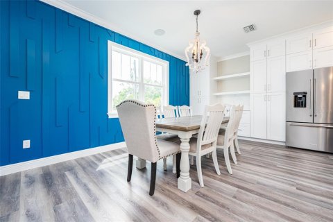 Villa ou maison à vendre à Tampa, Floride: 4 chambres, 311.41 m2 № 2111766 - photo 7