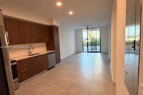 Снять в аренду виллу или дом в Майами, Флорида 1 спальня, № 1991201 - фото 6