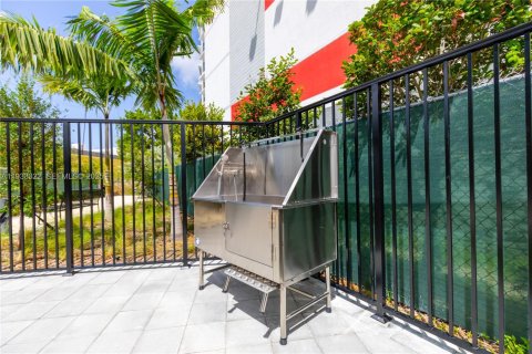 Снять в аренду виллу или дом в Майами, Флорида 1 спальня, № 1991201 - фото 27