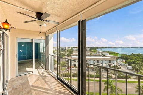Copropriété à vendre à Clearwater, Floride: 2 chambres, 102.19 m2 № 2342383 - photo 3