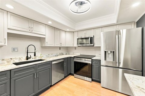 Copropriété à vendre à Clearwater, Floride: 2 chambres, 102.19 m2 № 2342383 - photo 10