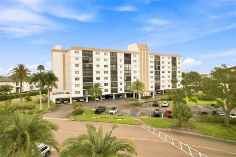 Condo à Clearwater, Floride, 2 chambres № 2342383