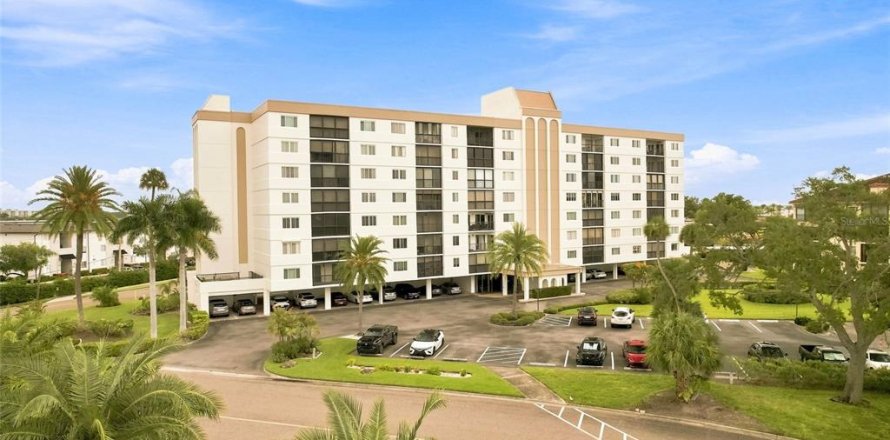 Condo à Clearwater, Floride, 2 chambres  № 2342383