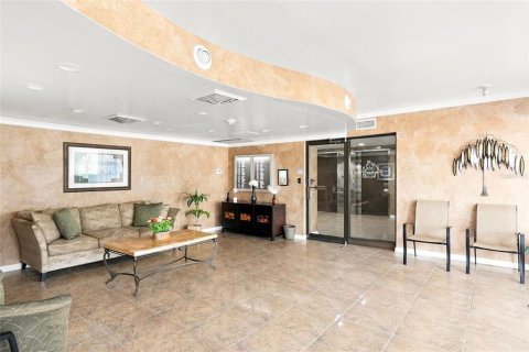 Copropriété à vendre à Clearwater, Floride: 2 chambres, 102.19 m2 № 2342383 - photo 26