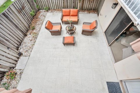 Adosado en venta en West Palm Beach, Florida, 2 dormitorios, 119.66 m2 № 1978072 - foto 21