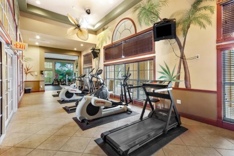 Condo in Hypoluxo, Florida, 3 bedrooms № 2401230 - photo 16