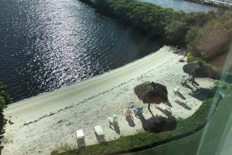 Condo in Hypoluxo, Florida, 3 bedrooms  № 2401230