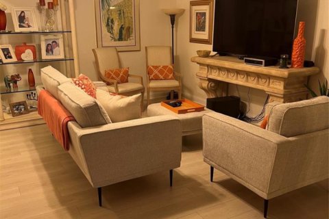 Condo in Lighthouse Point, Florida, 2 bedrooms № 2246202 - photo 6