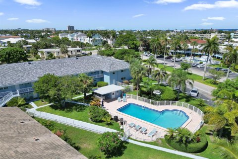 Condo in Lighthouse Point, Florida, 2 bedrooms № 2246202 - photo 2
