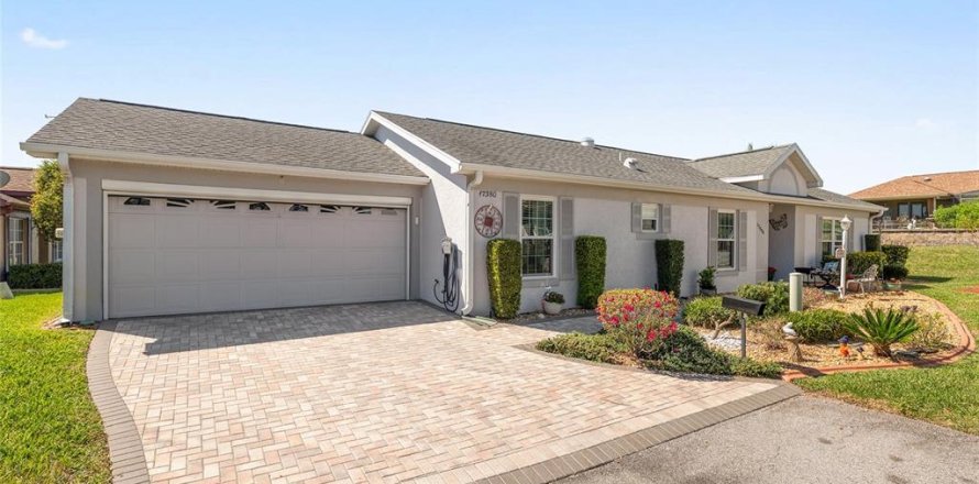 House in Summerfield, Florida 2 bedrooms, 126.25 sq.m. № 2100826