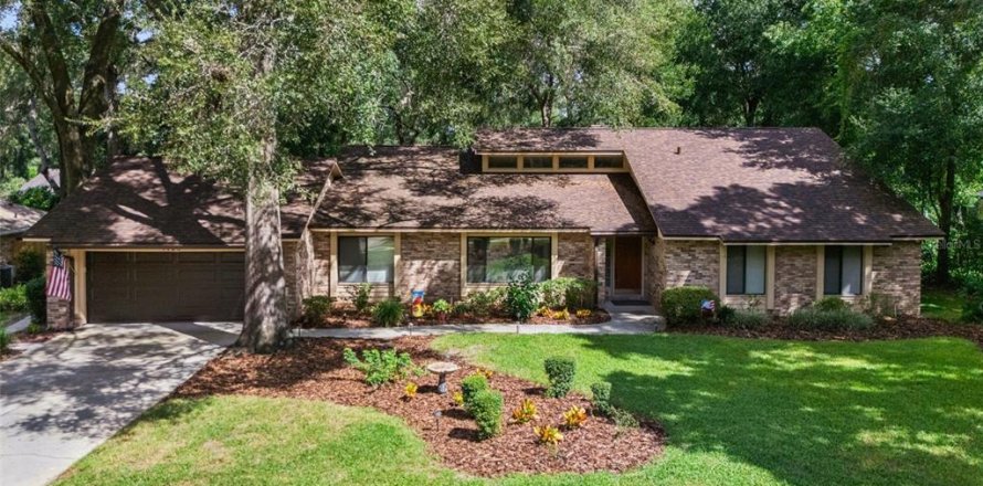 Casa en Apopka, Florida 4 dormitorios, 208.47 m2 № 2380972