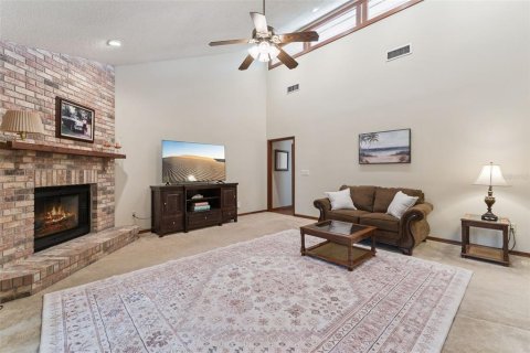 Casa en venta en Apopka, Florida, 4 dormitorios, 208.47 m2 № 2380972 - foto 6